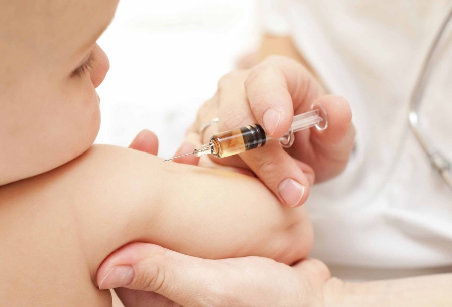 Ministerul Sănătății a început procedura pentru achiziția vaccinurilor hexavalent și tetravalent