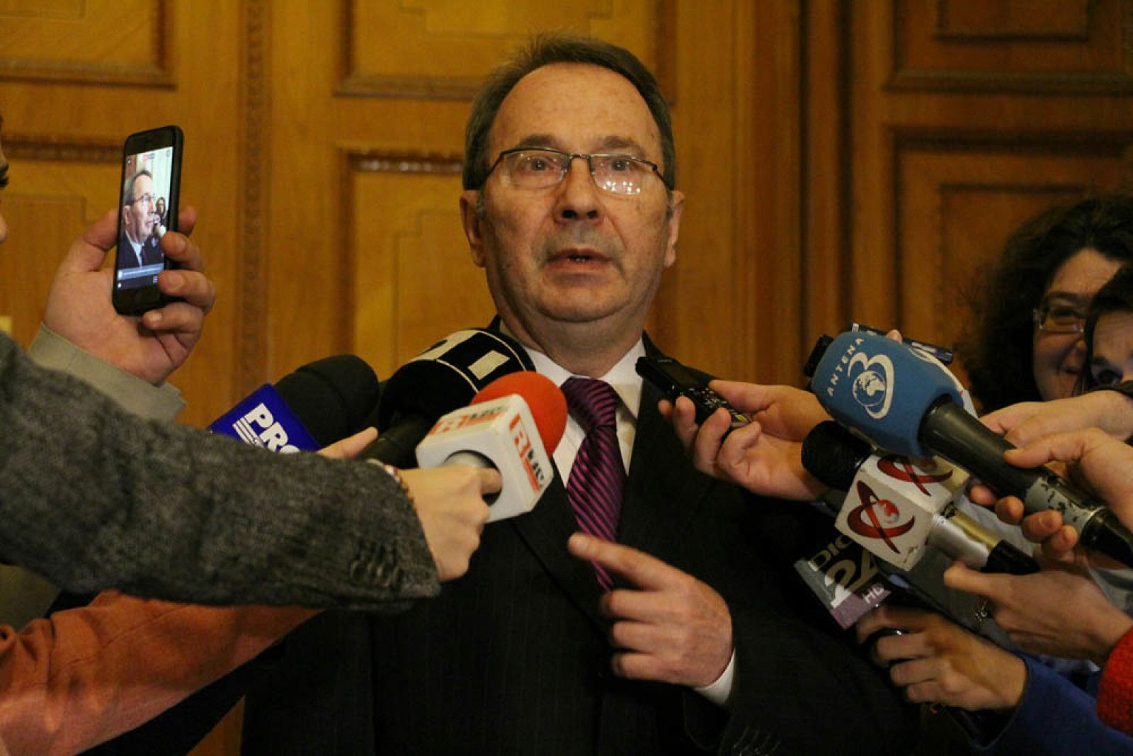 Președintele CCR: „Considerăm că s-a perturbat buna activitate a Guvernului prin ancheta DNA“