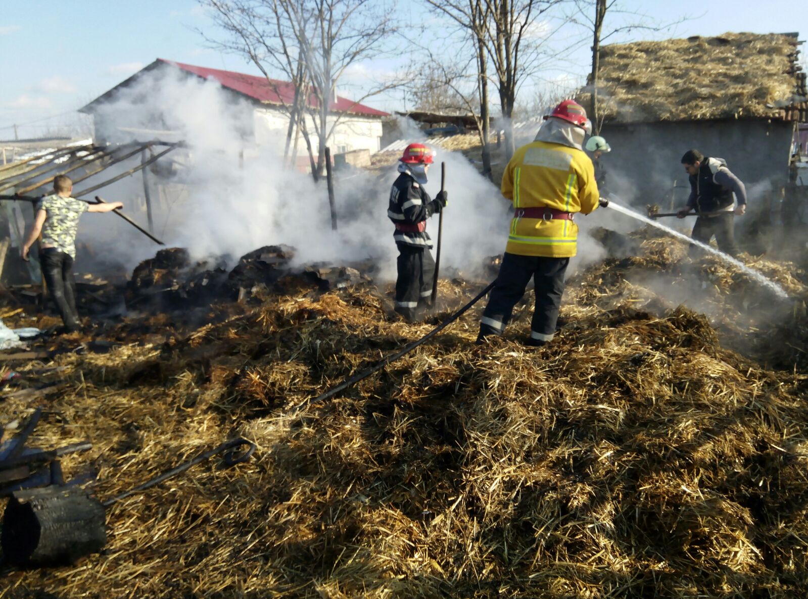 Incendiu la un grajd din Cobadin