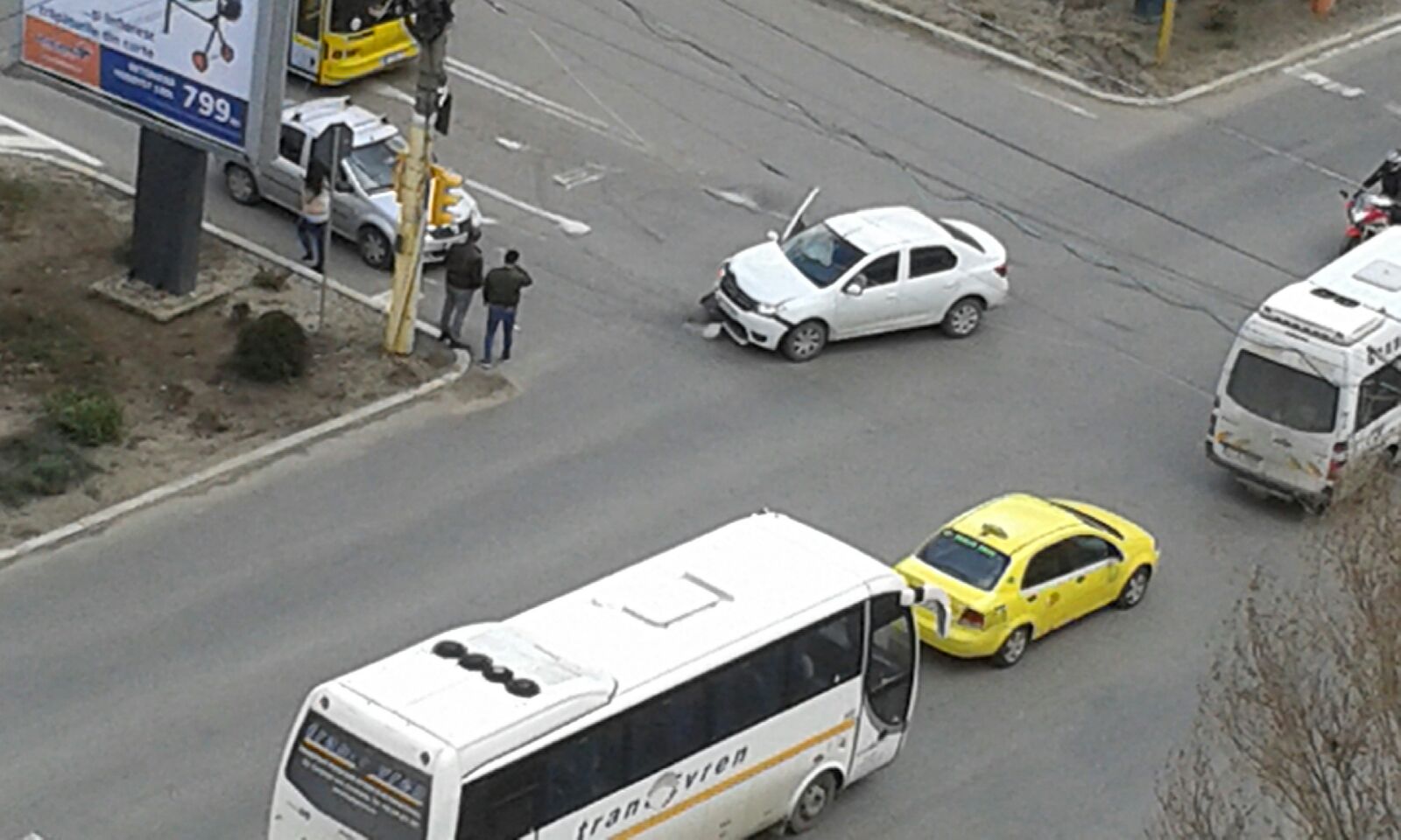CONSTANȚA/VIDEO: Accident în intersecția de la Boema