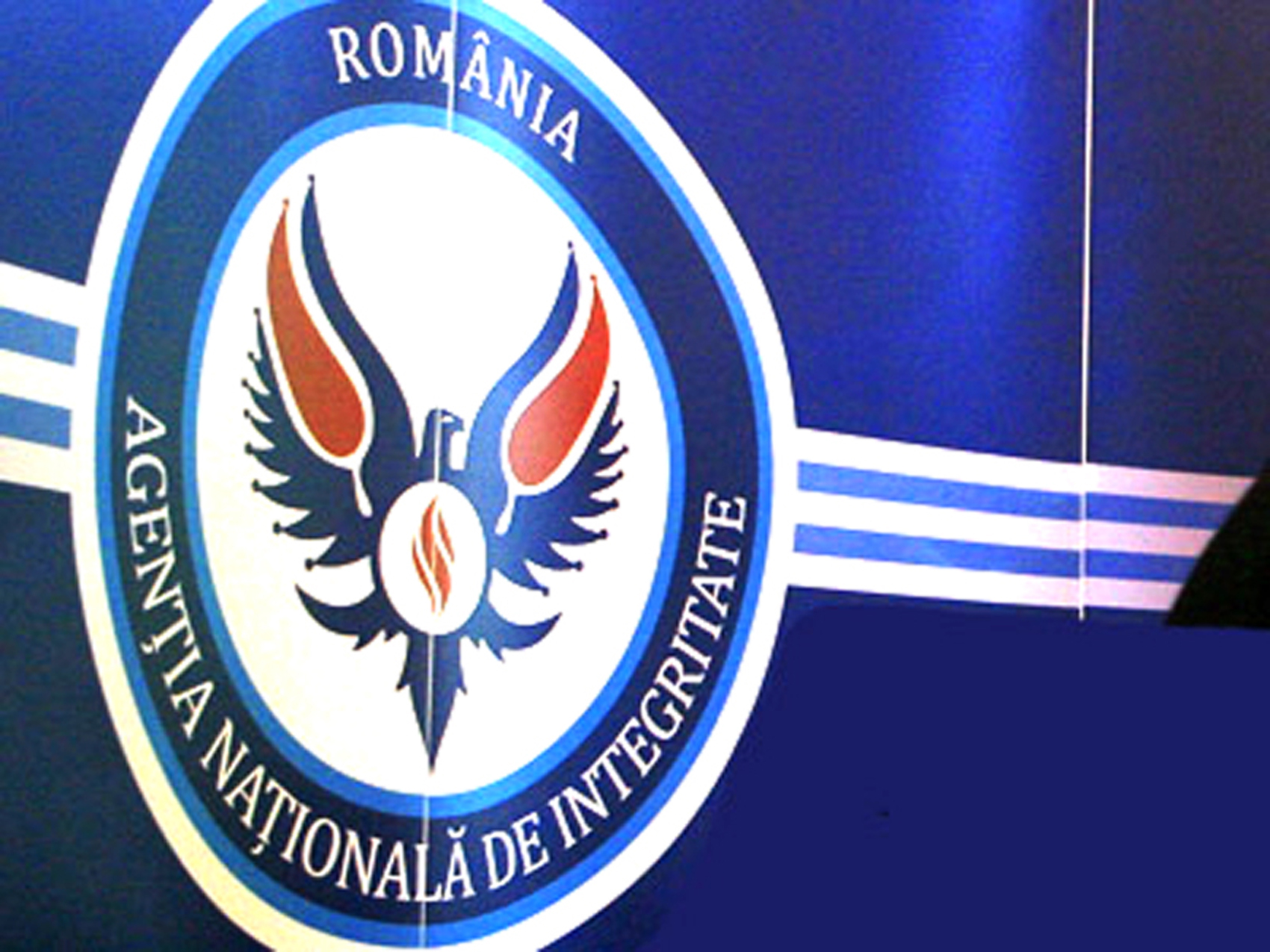 TULCEA: Funcționar public găsit în conflict de interese de către ANI