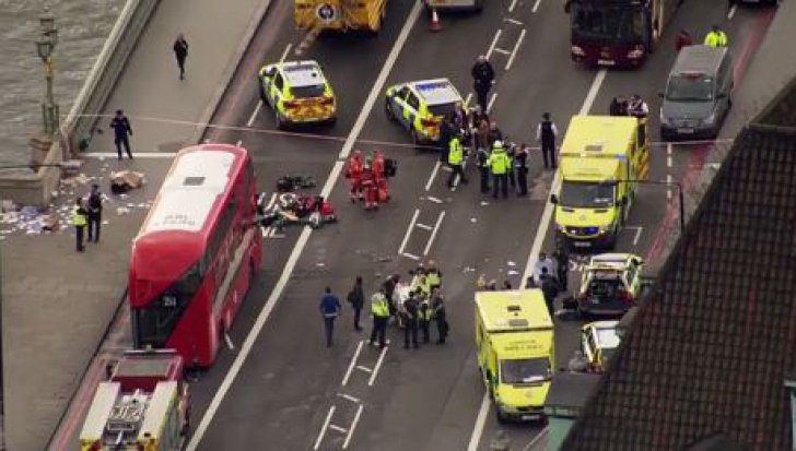 Video/Audio – TEROARE la Londra! ATENTAT lângă Parlamentul britanic