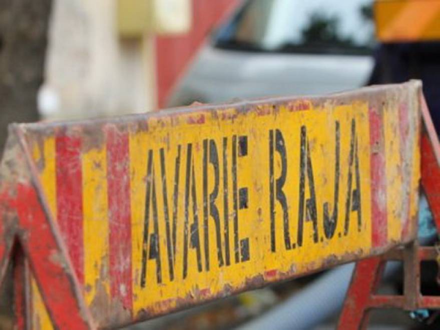 VALU LUI TRAIAN: Mai multe străzi rămân fără apă potabilă