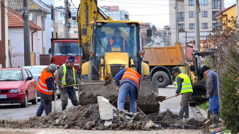 CONSTANȚA: Trafic restricționat pe strada Unirii, pentru remedierea unei avarii la conducta de apă