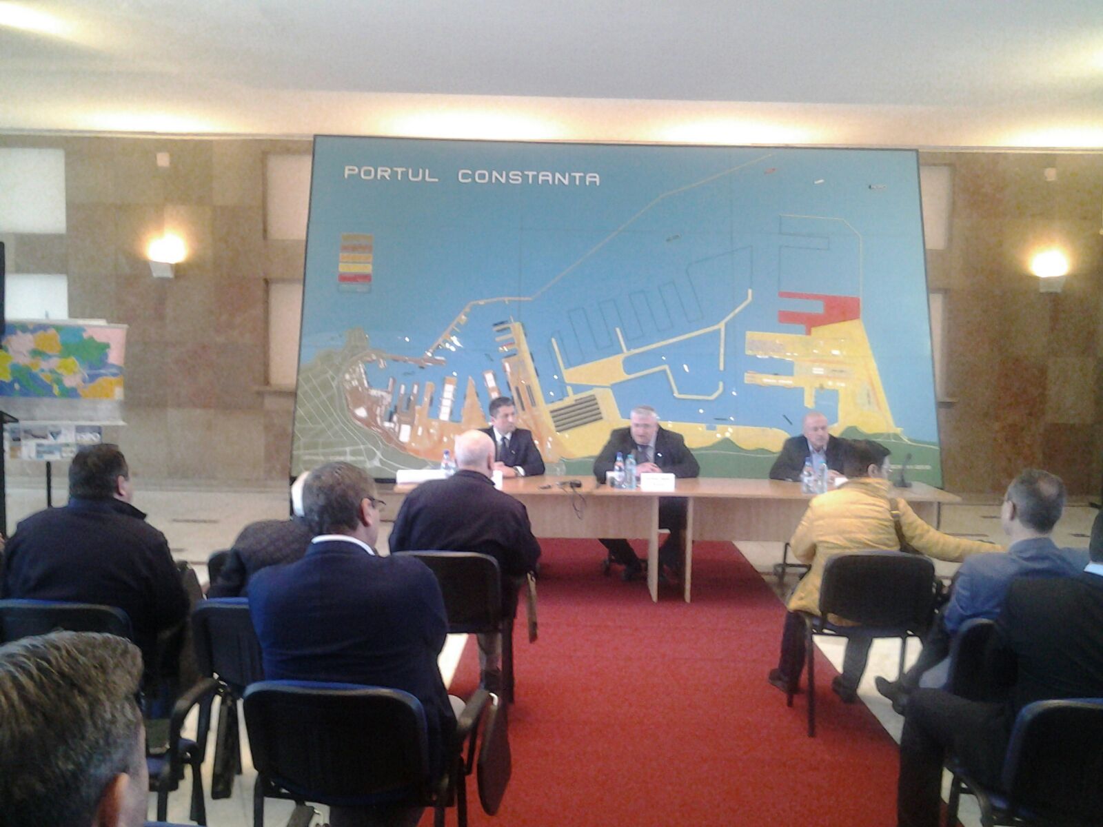 CONSTANȚA: Primarul și directorul CN APMC ascultă astăzi păsurile operatorilor portuari
