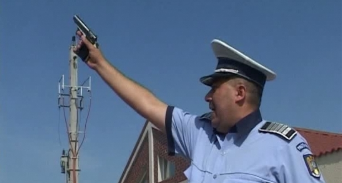 CONSTANȚA: Ce au decis polițiștii în cazul mașinii oprite cu focuri de armă pe A2