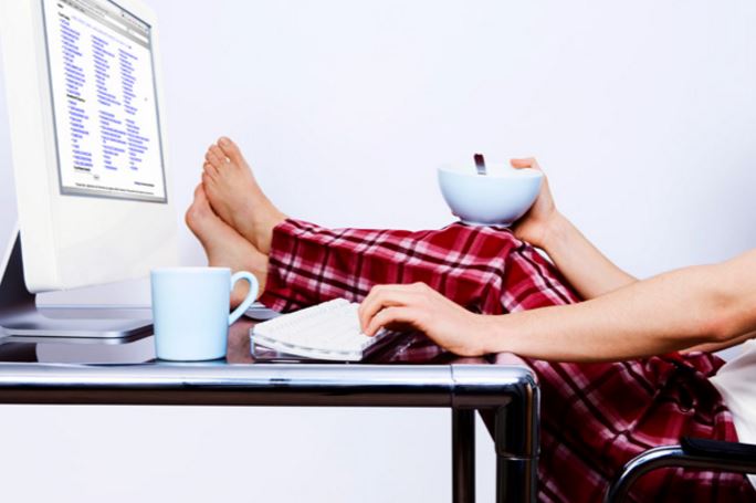 Cei care lucrează de acasă ar putea plăti taxe mai mari