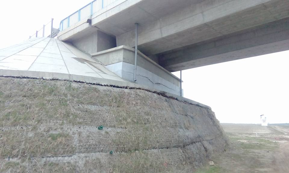 CUMPĂNA: DRDP Constanța face precizări privind situația podului peste autostrada A4