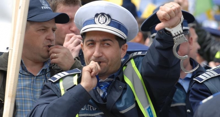 Poliţiştii vor continua săptămâna viitoare negocierile cu Guvernul