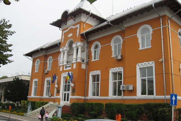 Edilii din MEDGIDIA cheamă locuitorii la dezbatere pe tema bugetului local