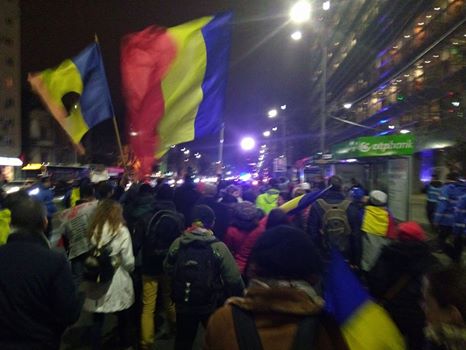 Un nou protest în Capitală. Manifestanții au pornit în marș spre Palatul Parlamentului