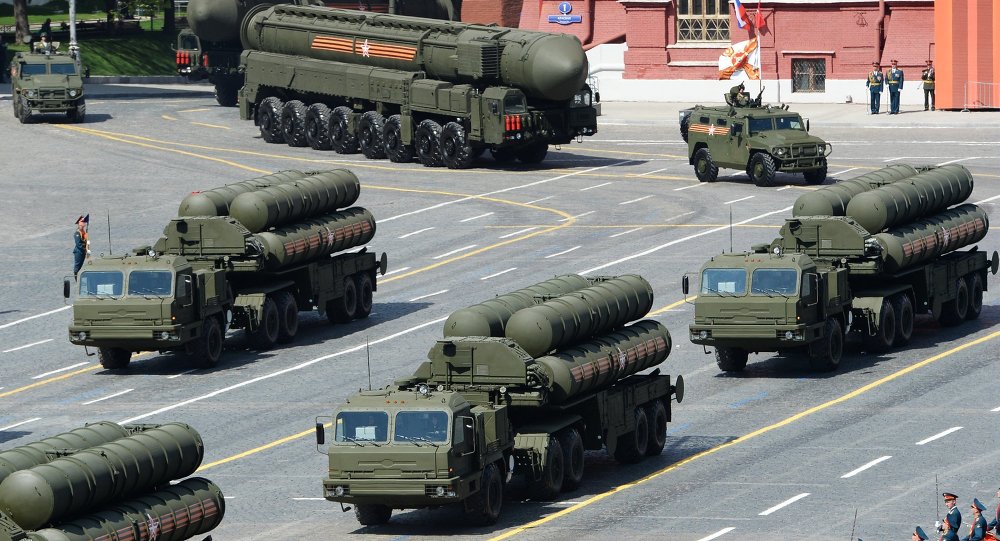 Turcia vrea să cumpere sisteme de rachete S-400 din Rusia