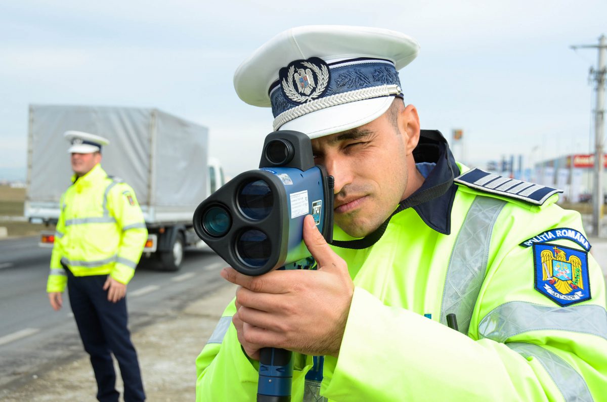 Atenție, șoferi! Acţiunea Speed – poliţiştii rutieri vor acţiona pentru depistarea şoferilor vitezomani