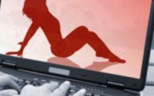 Minore ȘANTAJATE la TULCEA! Adolescentele au „jucat” un fel de „BALENA ALBASTRĂ”