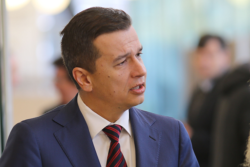 Sorin Grindeanu: Nu Dragnea mi-a cerut direct demisia. Aștept ca mai mulți miniștri să demisioneze