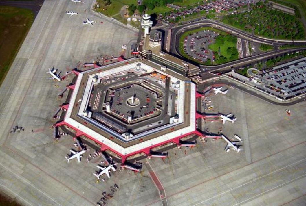 GERMANIA: Haos pe aeroporturile din Berlin. Greva se prelungește. Noi anulări de zboruri