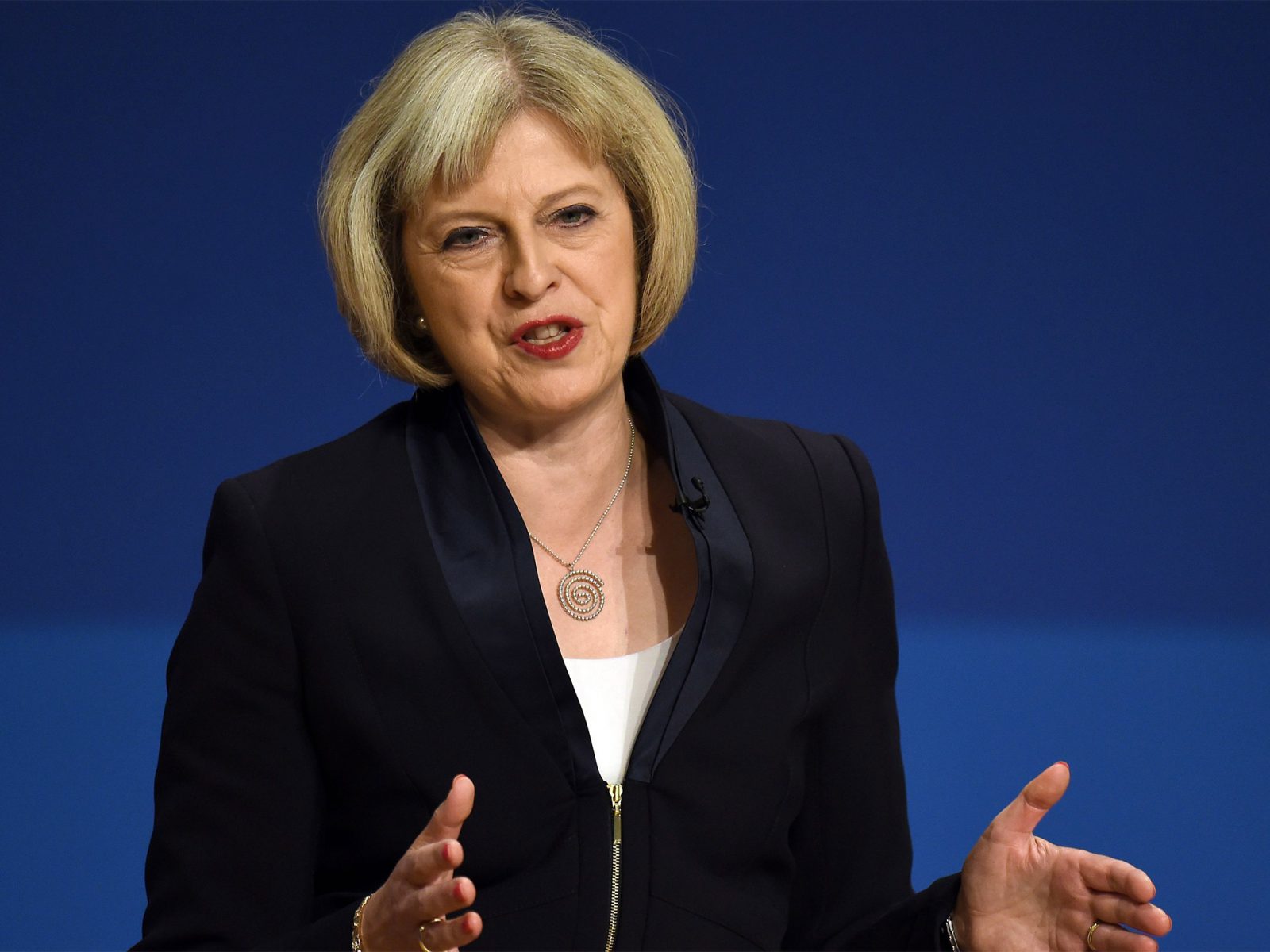 MAREA BRITANIE: Premierul Theresa May, ținta unui complot terorist dejucat