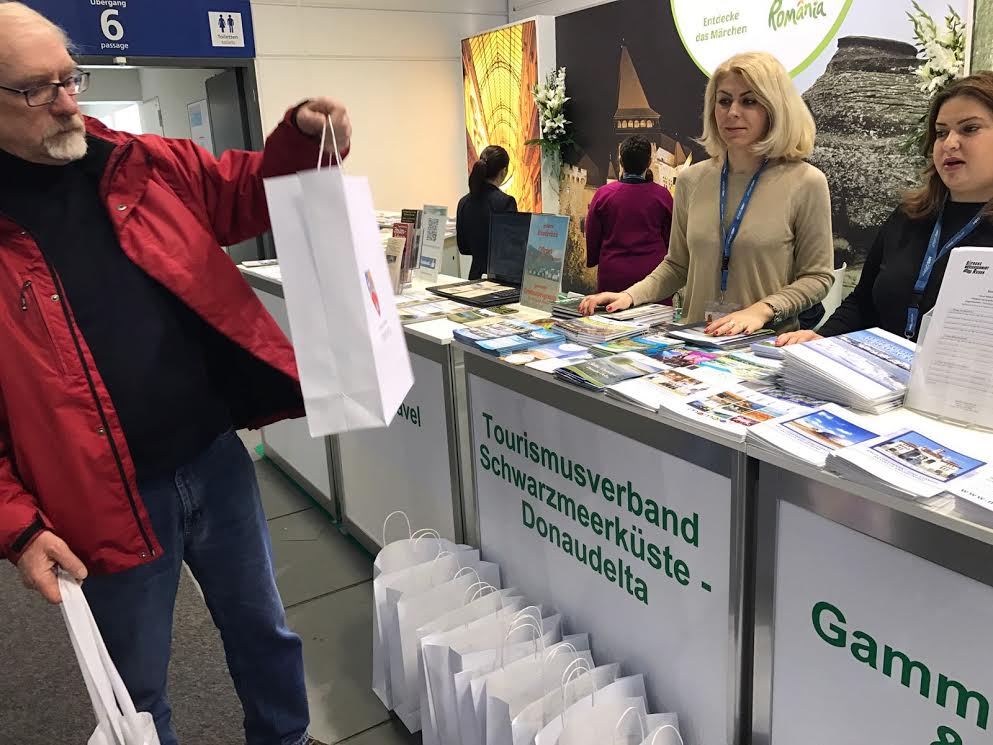 FOTO: Centrul de Promovare Turistică TULCEA, prezent la Salonul Mondial de Turism de la PARIS