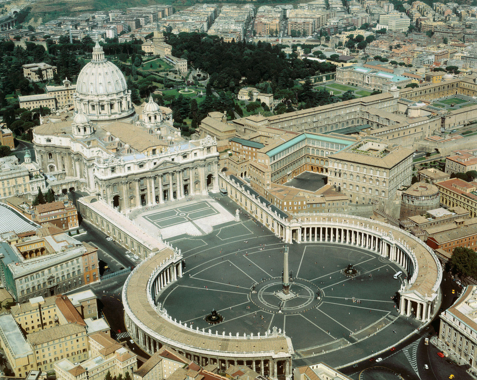 Papa Francisc ar putea vizita România anul viitor