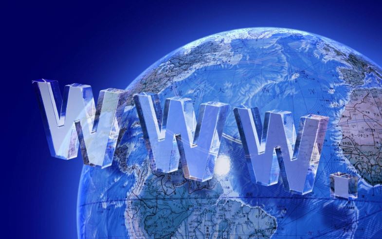 Creatorul World Wide Web este îngrijorat în privința securității datelor personale în mediul online