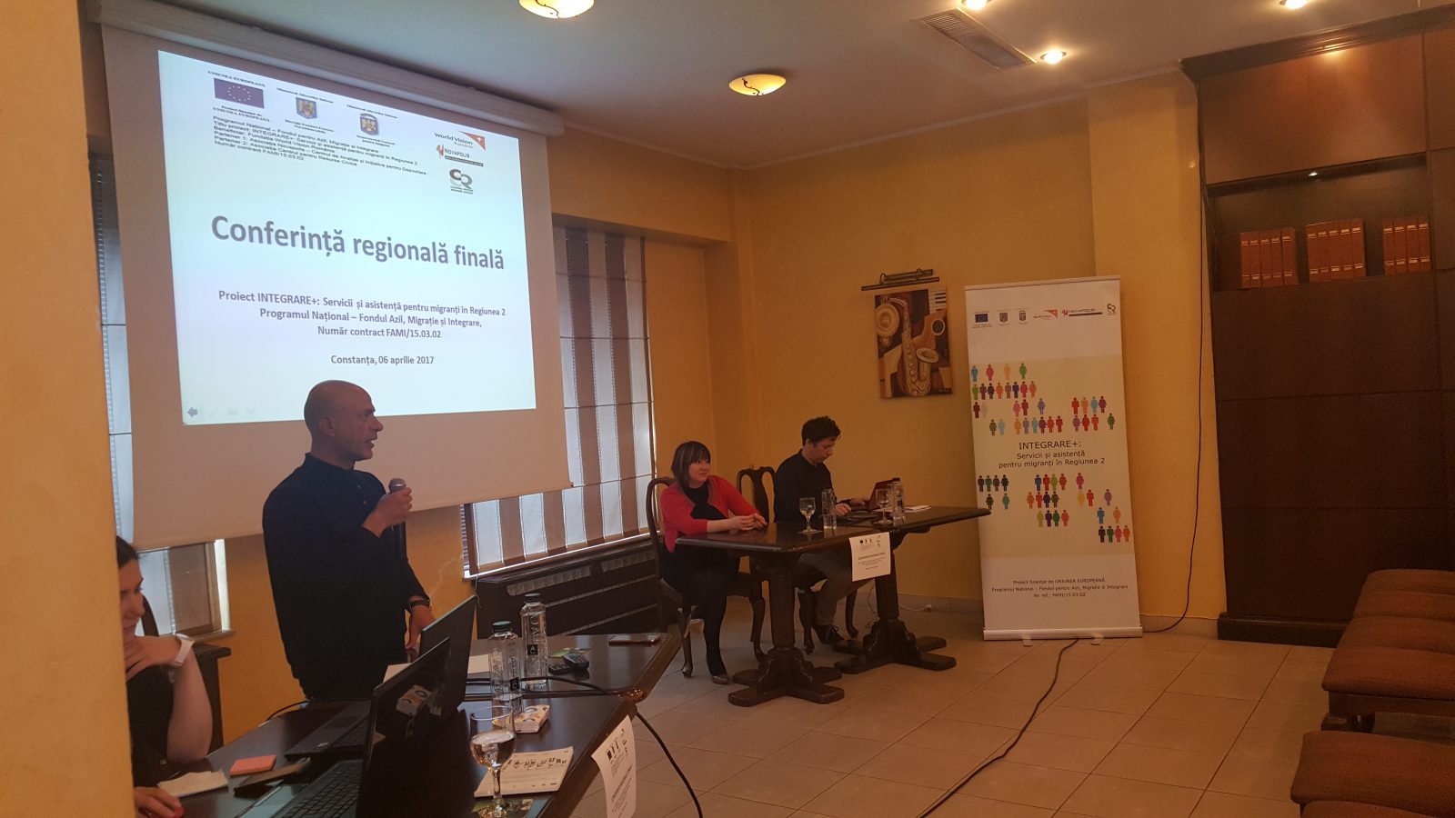 Integrarea migranților în Regiunea 2, dezbătută de autorități la CONSTANȚA