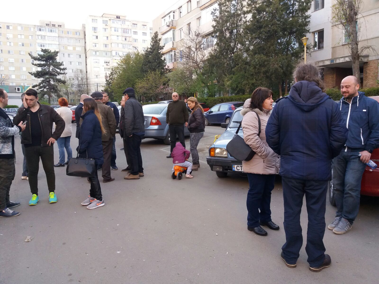 FOTO/Nou protest împotriva relocării bisericii din cartierul Tomis III