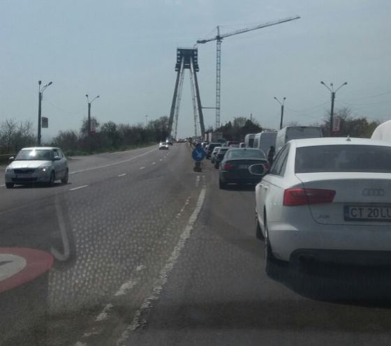 Bară la bară pe podul vechi de la AGIGEA, spre sudul litoralului