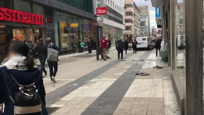 SUEDIA se va reculege, luni, în memoria victimelor atacului terorist
