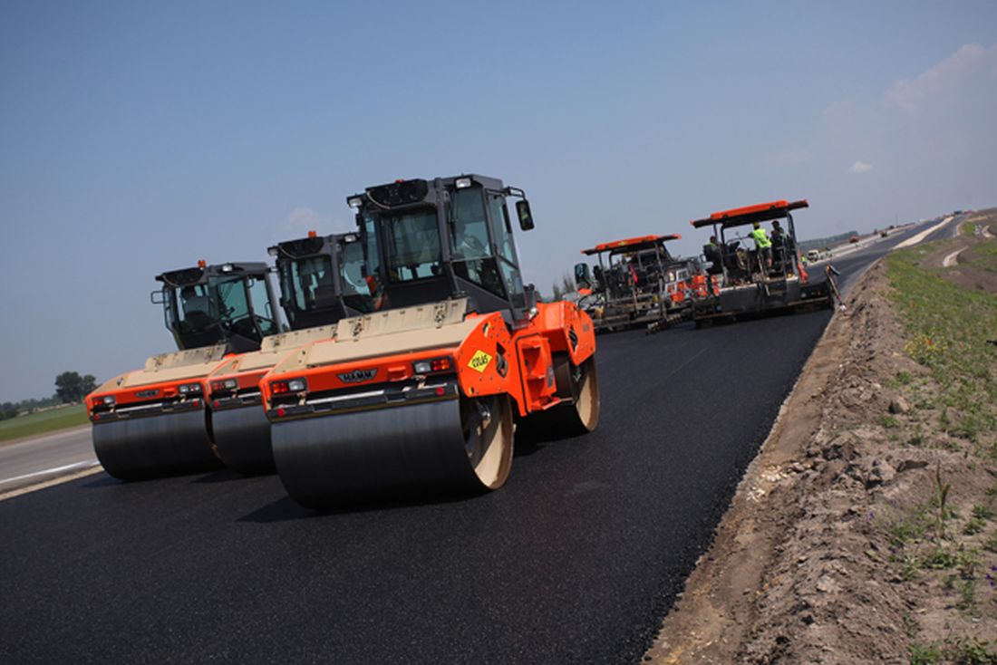 Directorii regionalelor de drumuri, „scuturați” de ministrul Transporturilor și șeful CNAIR