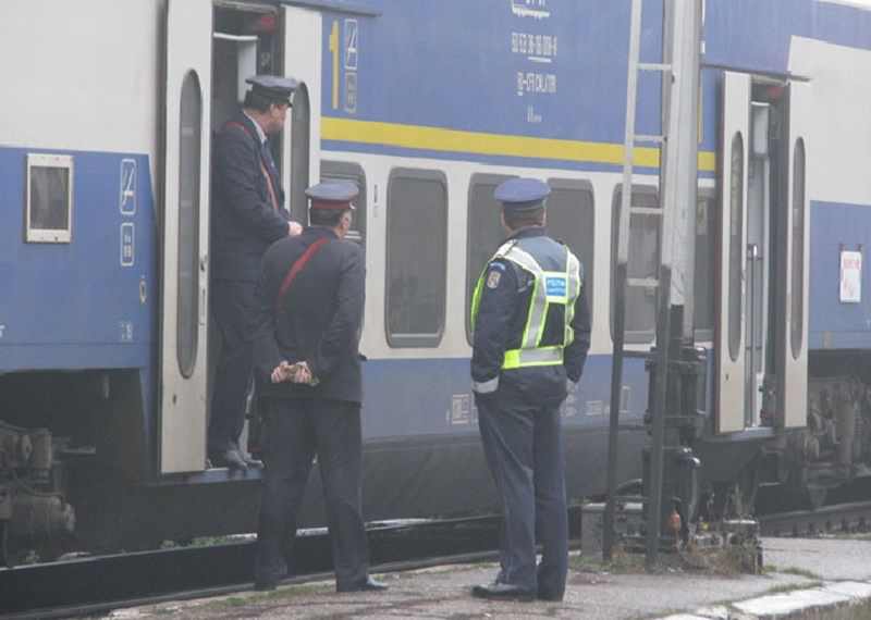 Controale ale polițiștilor de la transporturi pe mai multe magistrale CFR pentru depistarea călătorilor frauduloși