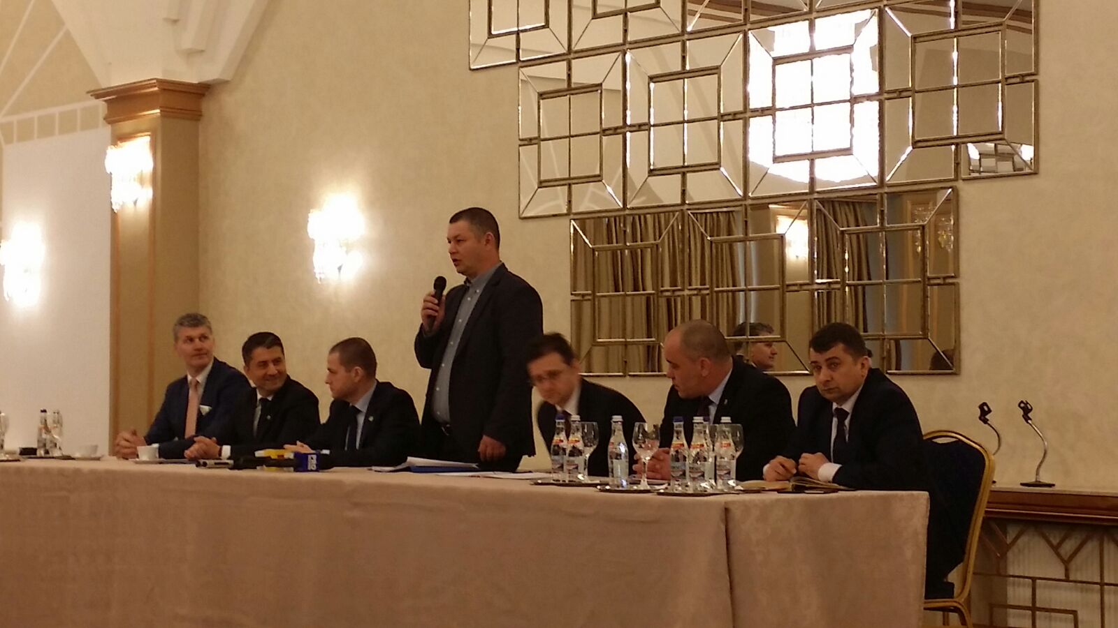 Prezență modestă a agenților economici din Mamaia la întâlnirea cu ministrul Turismului