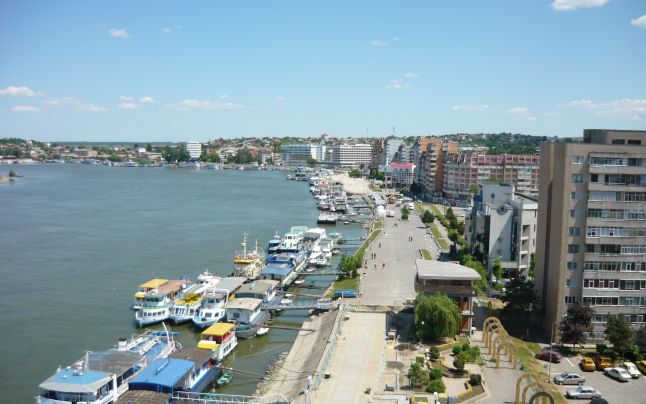 Guvernul Grindeanu ține sub observație situația falezei din Tulcea