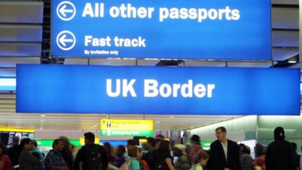 LONDRA: Libera circulaţie ar putea să continue în timpul implementării acordului de Brexit