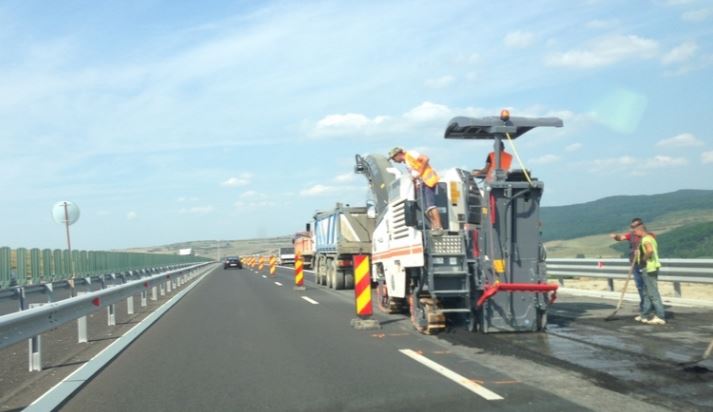 Atenție, șoferi! Timp de o săptămână se execută lucrări pe Autostrada Soarelui