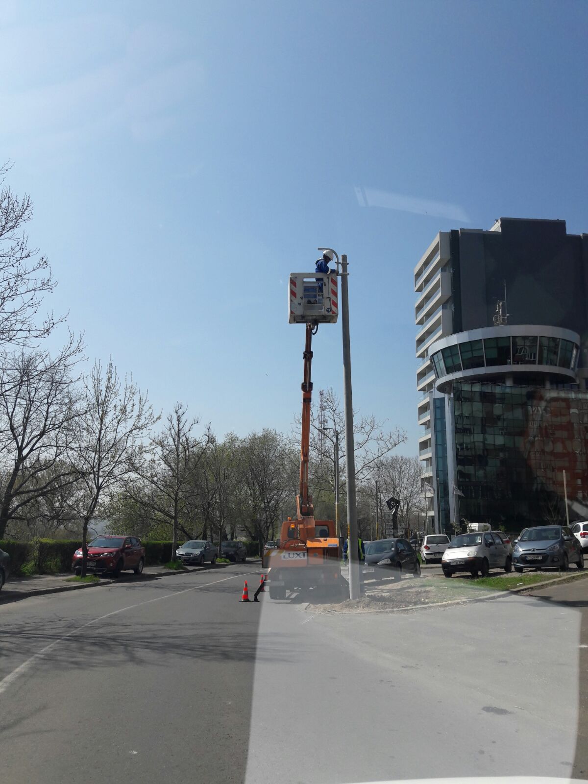 CONSTANȚA: Primăria lucrează de zor la reabilitarea iluminatului public