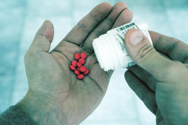 11 producători de medicamente pentru tratarea CANCERULUI se retrag de pe piața din ROMÂNIA