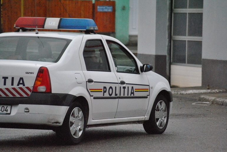 HÂRȘOVA: Minori cercetați penal pentru furt
