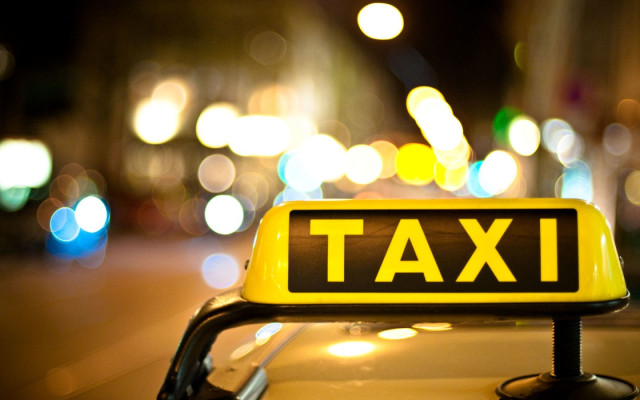 CONSTANȚA: Taximetriștii luați la rost de polițiștii locali