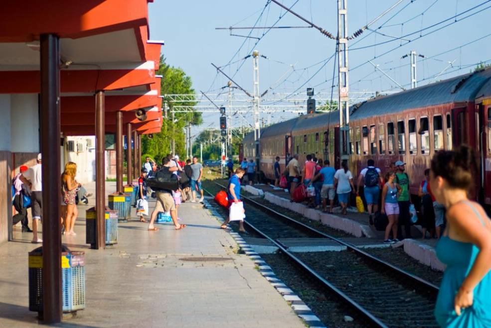 CFR. Trenurile ar putea reduce viteza pe unele tronsoane