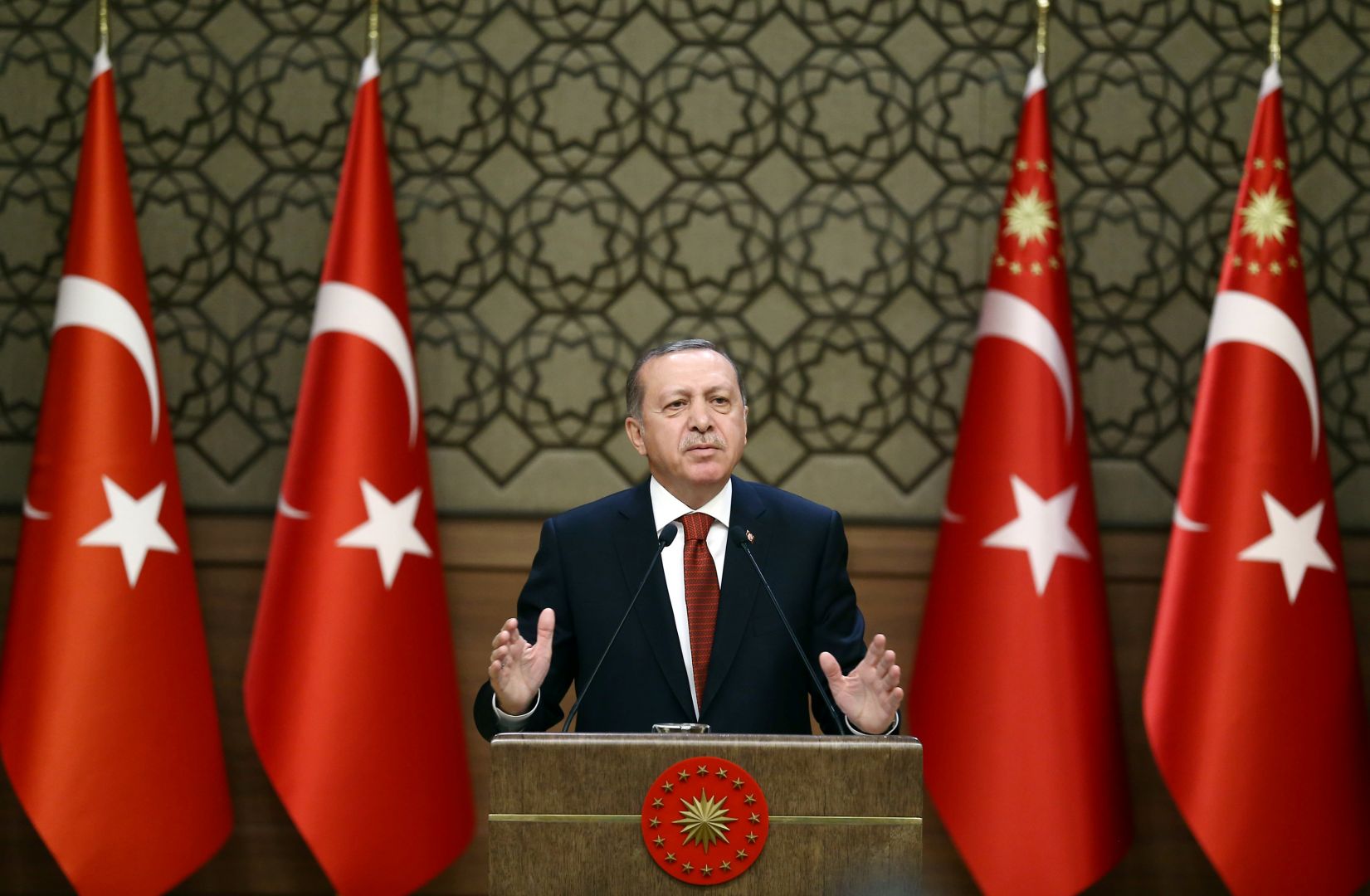REFERENDUM în TURCIA. Ce șanse are Recep Tayyip Erdogan să devină un „sultan modern“ (analiză)