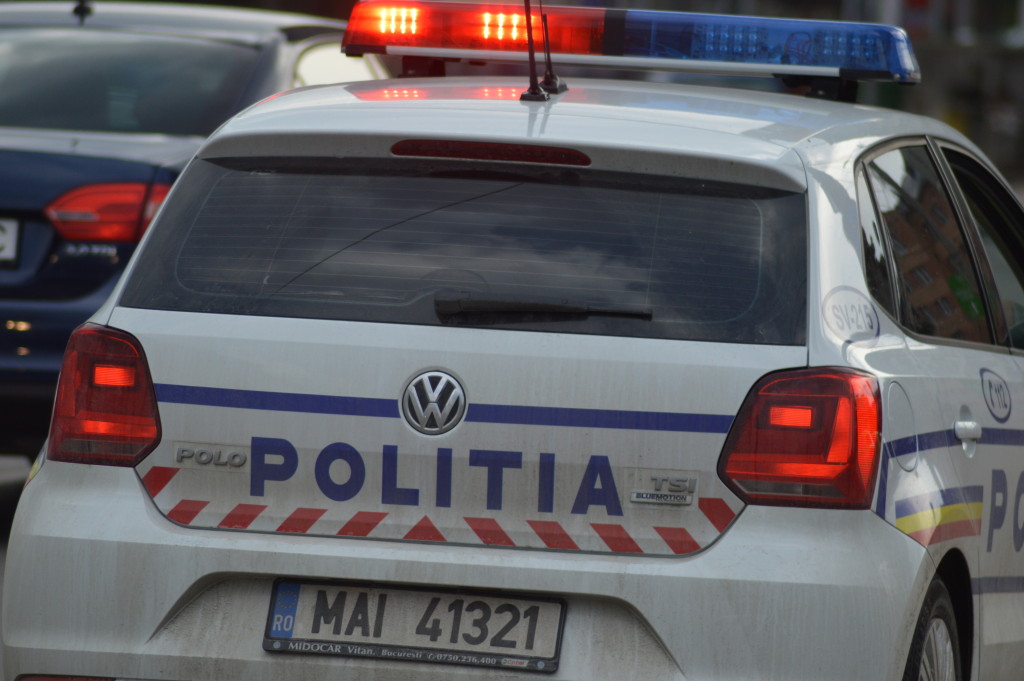 Fast and Furious pe LITORAL! Un șofer bucureștean a fost oprit cu focuri de armă după o cursă nebunească pe DN39