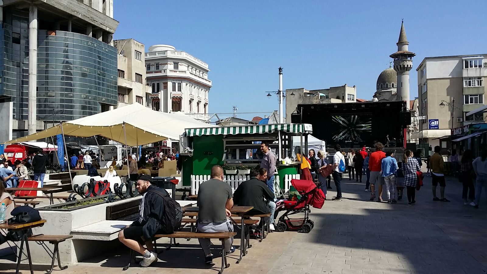 Foto/CONSTANȚA: A început Street Food Festival
