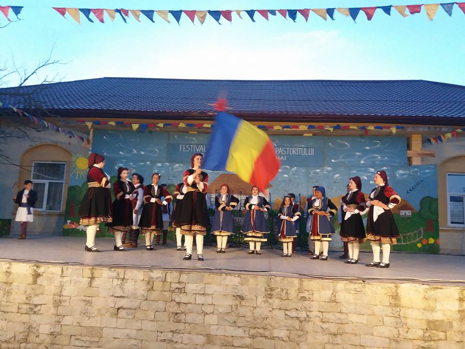 TULCEA: Simpozioane, expoziții și lansări de carte la Festivalul Internațional Multietnic al Păstoritului