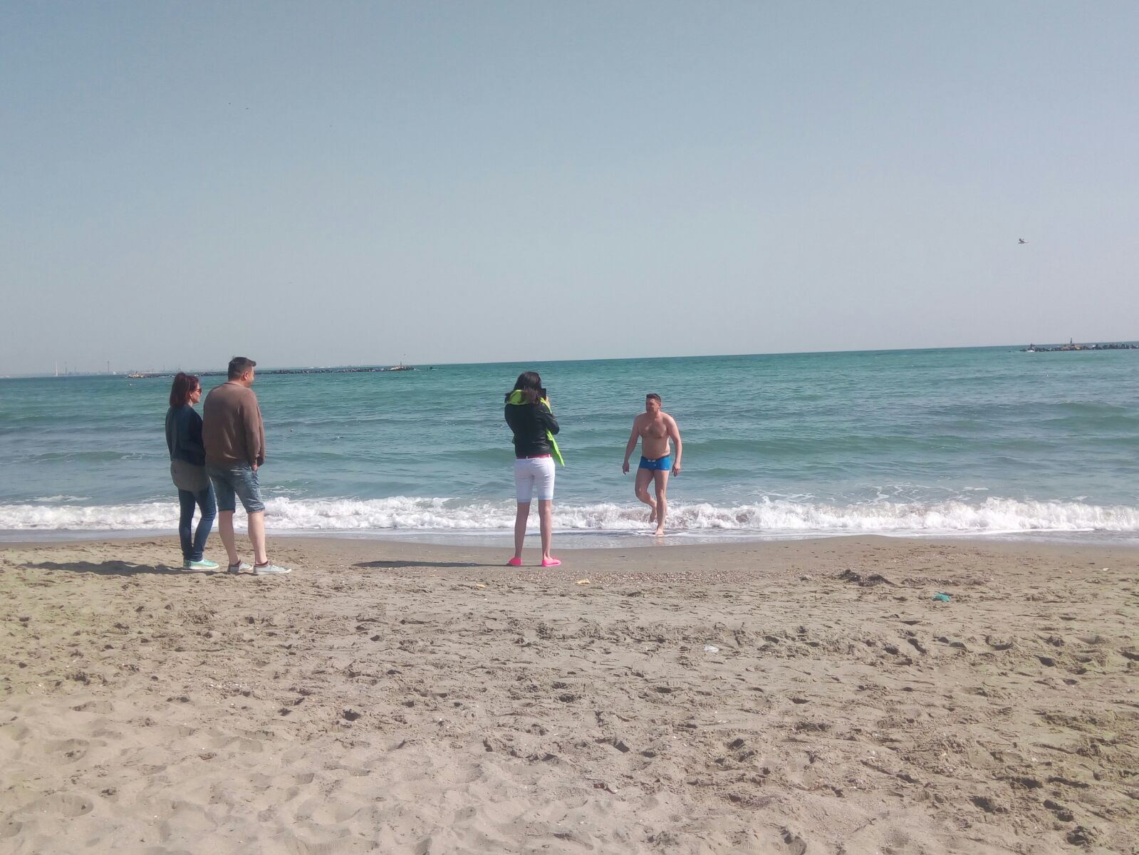 FOTO/VIDEO: 1 Mai la Mamaia! Toate drumurile duc pe plajă!