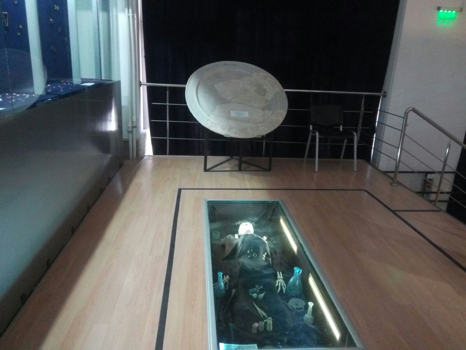 FOTO/Covoare tactile pentru nevăzători la Muzeul de Istorie Națională și Arheologie