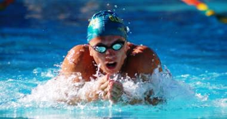 Constănțeanul Atila Abibula este vicecampion național la 200 de metri bras