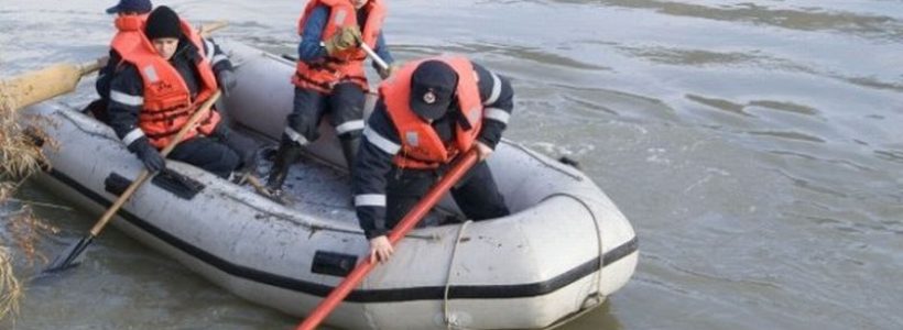 Anchetă pentru MOARTE suspectă: Bărbatul care a căzut în lacul CIUPERCA nu a putut fi resuscitat