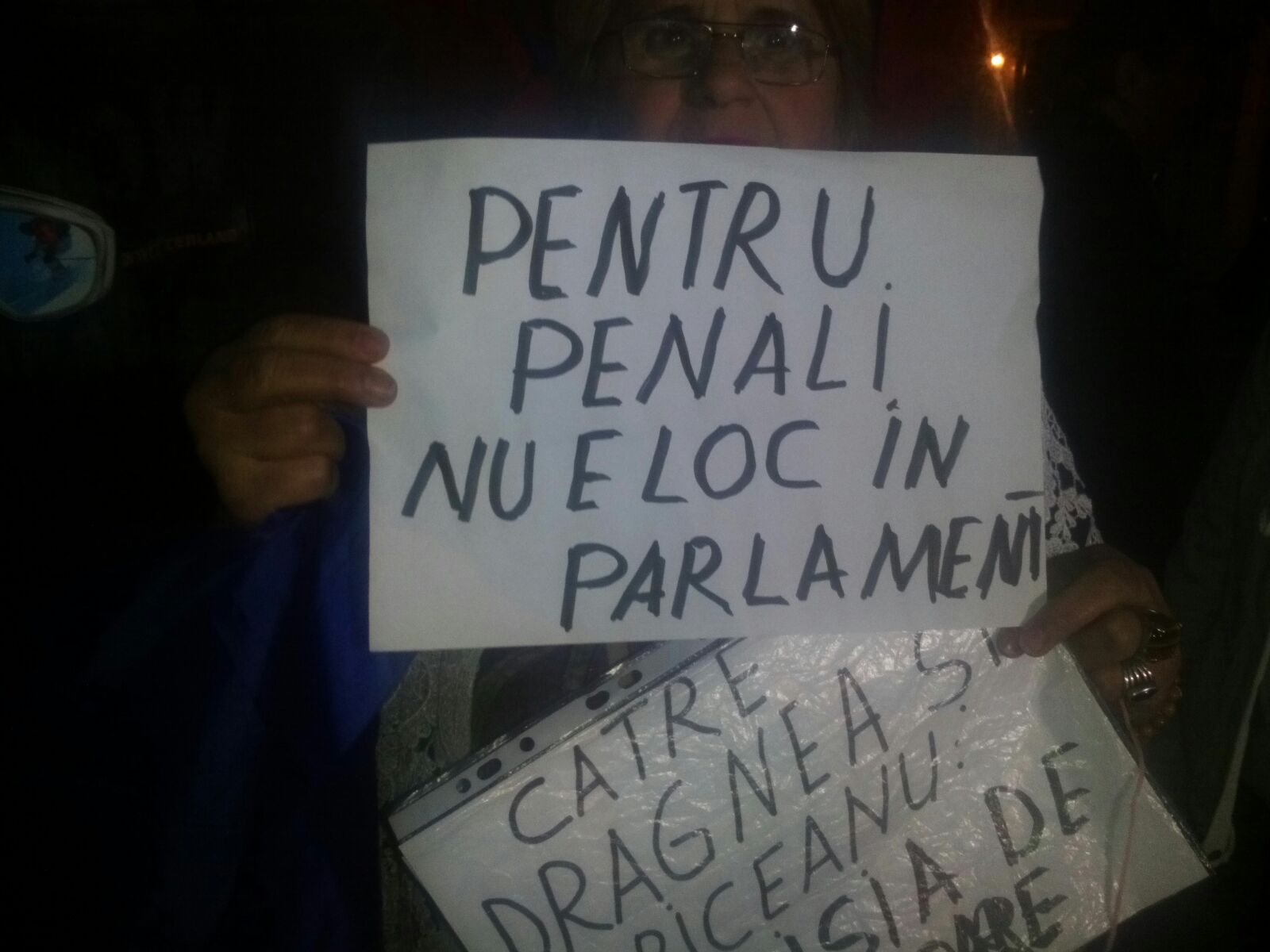 FOTO/Constănţeni în stradă, împotriva Legii graţierii corupţiei