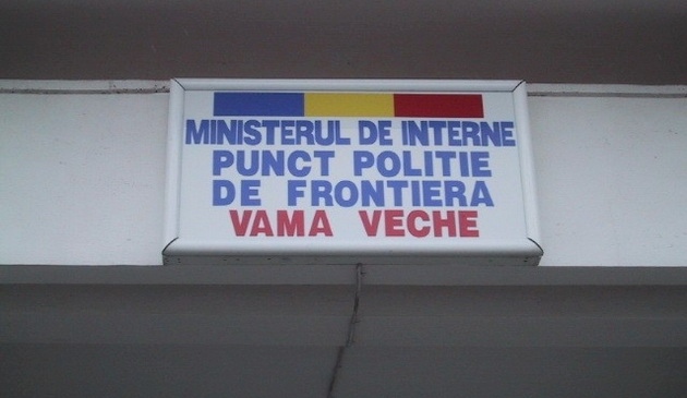 Sexagenar urmărit pentru infracțiuni economice, prins la frontieră, în VAMA VECHE