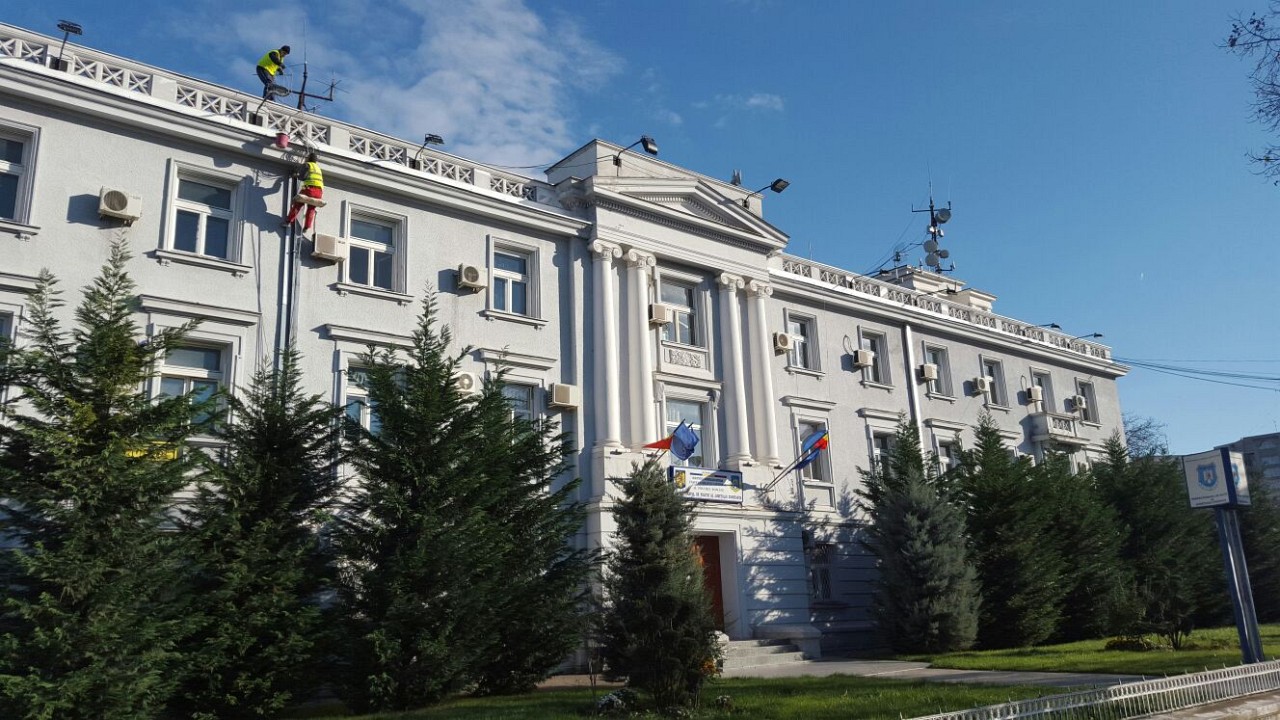 CERNAVODĂ: Femeia acuzată de tentativă de omor asupra concubinului, arestată preventiv